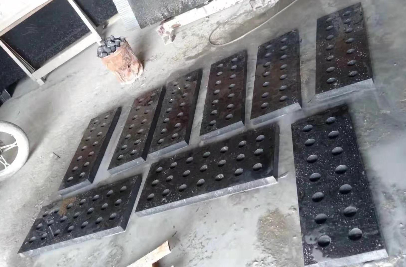 Black Stone Sewer Cover Black Stone Sewer Cover