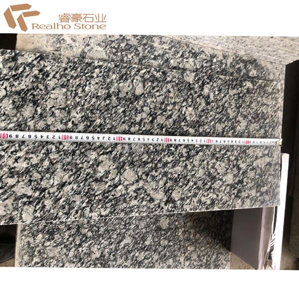 Polished Flamed Granite Spray White Sea Wave White Slab Tiles