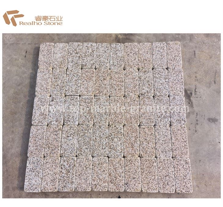 Rusty Yellow Granite Paving Cobble Stone