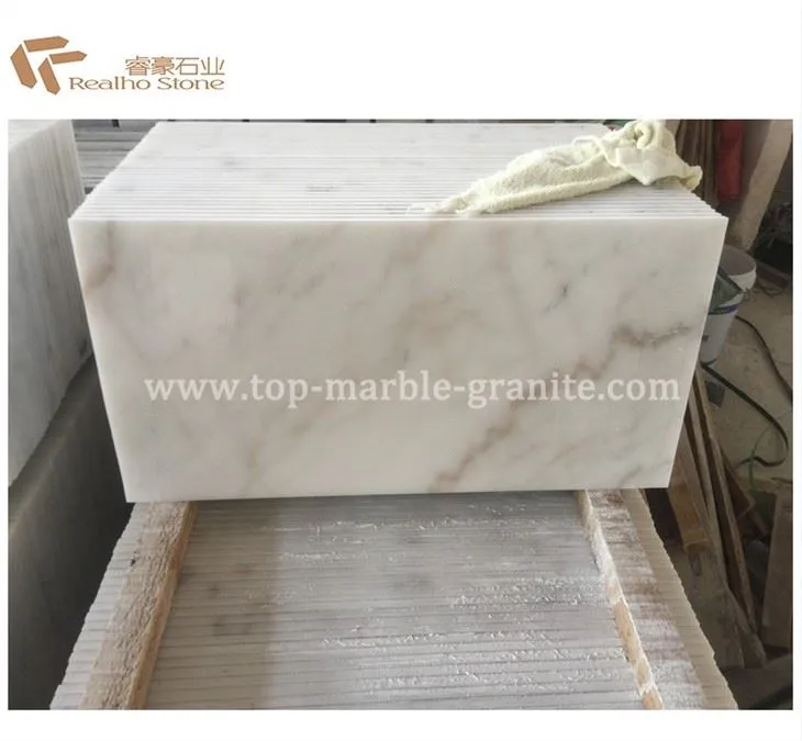 white and grey marble floor tiles